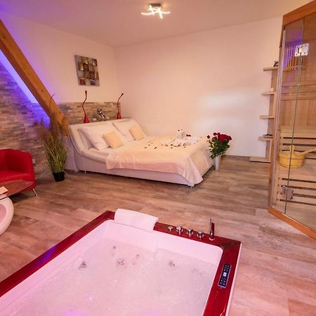 Romanticky Wellness Suite Hotel Heinz دوبريس المظهر الخارجي الصورة