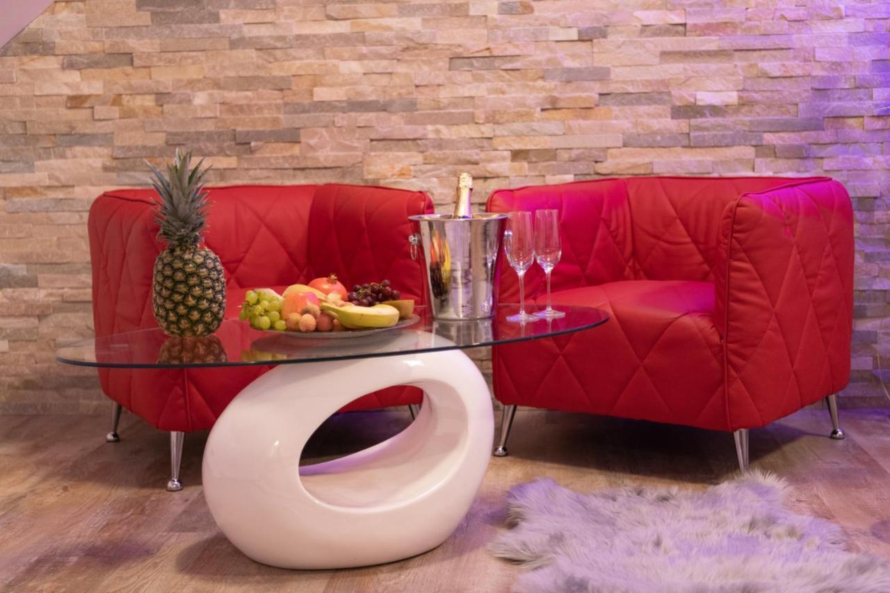Romanticky Wellness Suite Hotel Heinz دوبريس المظهر الخارجي الصورة