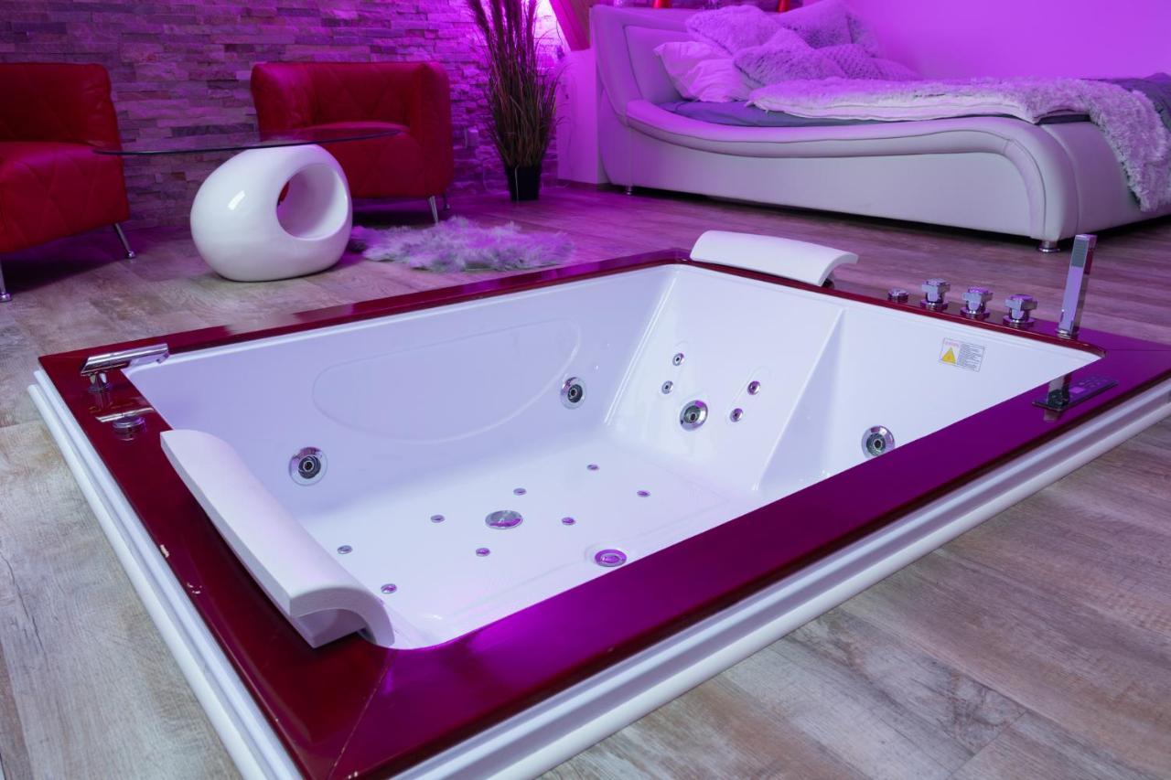 Romanticky Wellness Suite Hotel Heinz دوبريس المظهر الخارجي الصورة