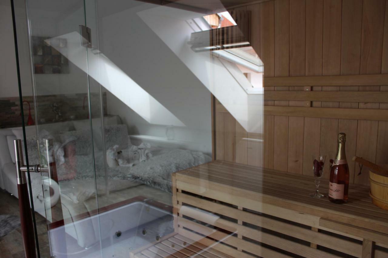 Romanticky Wellness Suite Hotel Heinz دوبريس المظهر الخارجي الصورة